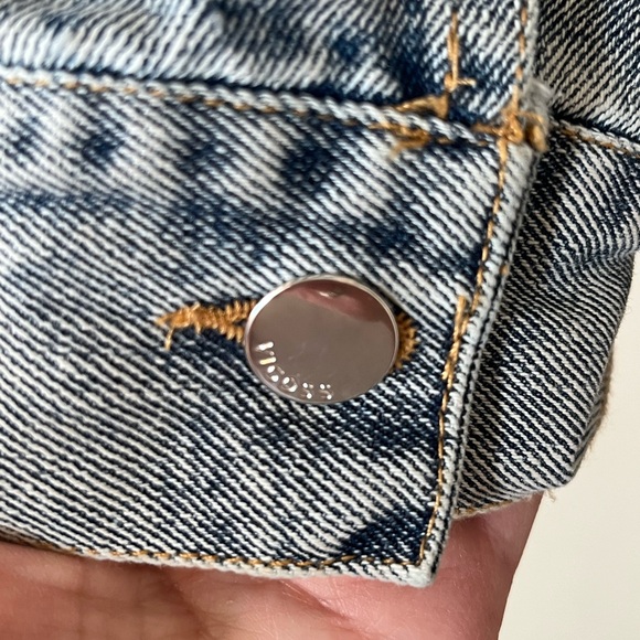 Vigoss Medium Blue Wash Denim Jacket for Women Size Large - Picture 2 of 16